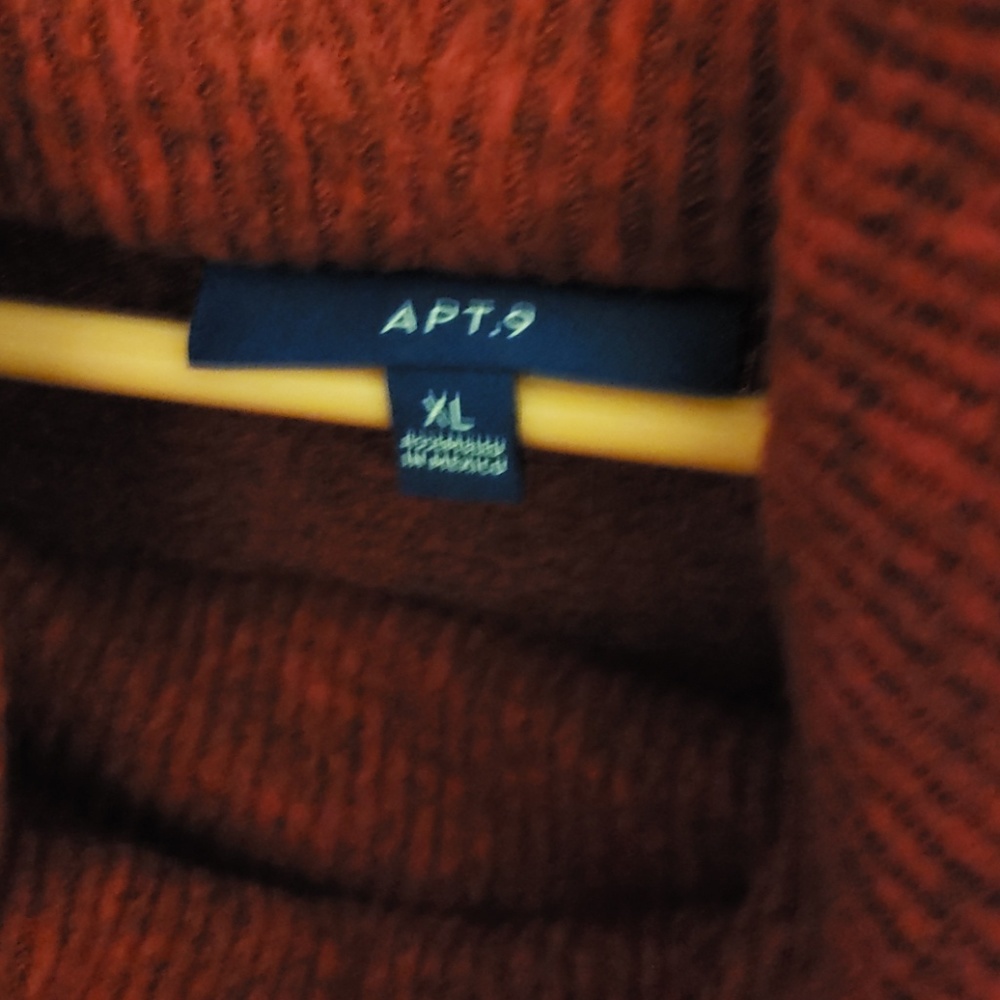 Sweater - Picture 2 of 2